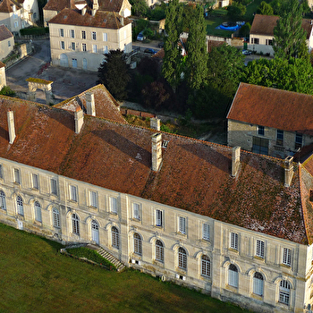 Château de Moutiers-Saint-Jean - MOUTIERS-SAINT-JEAN