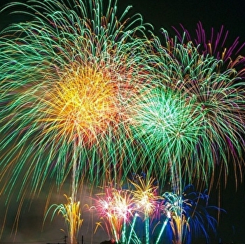 Feu d'artifice - DRUYES-LES-BELLES-FONTAINES
