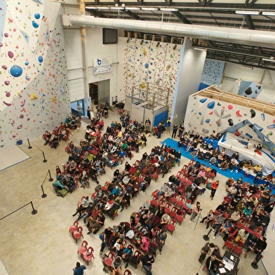 Salle d'escalade Marie Paradis - Association Entre-Temps