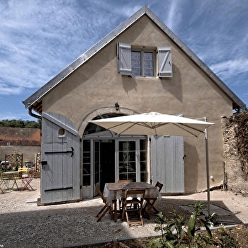 Le gîte de la Tour - MONTAGNEY