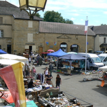 Brocante - NOZEROY