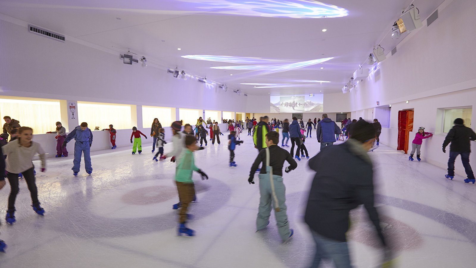 Patinoire/piste de rollers quad de l'Espace des Mondes Polaires