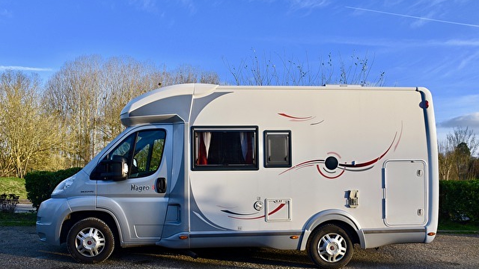 Aire de service pour camping-car à Champvert