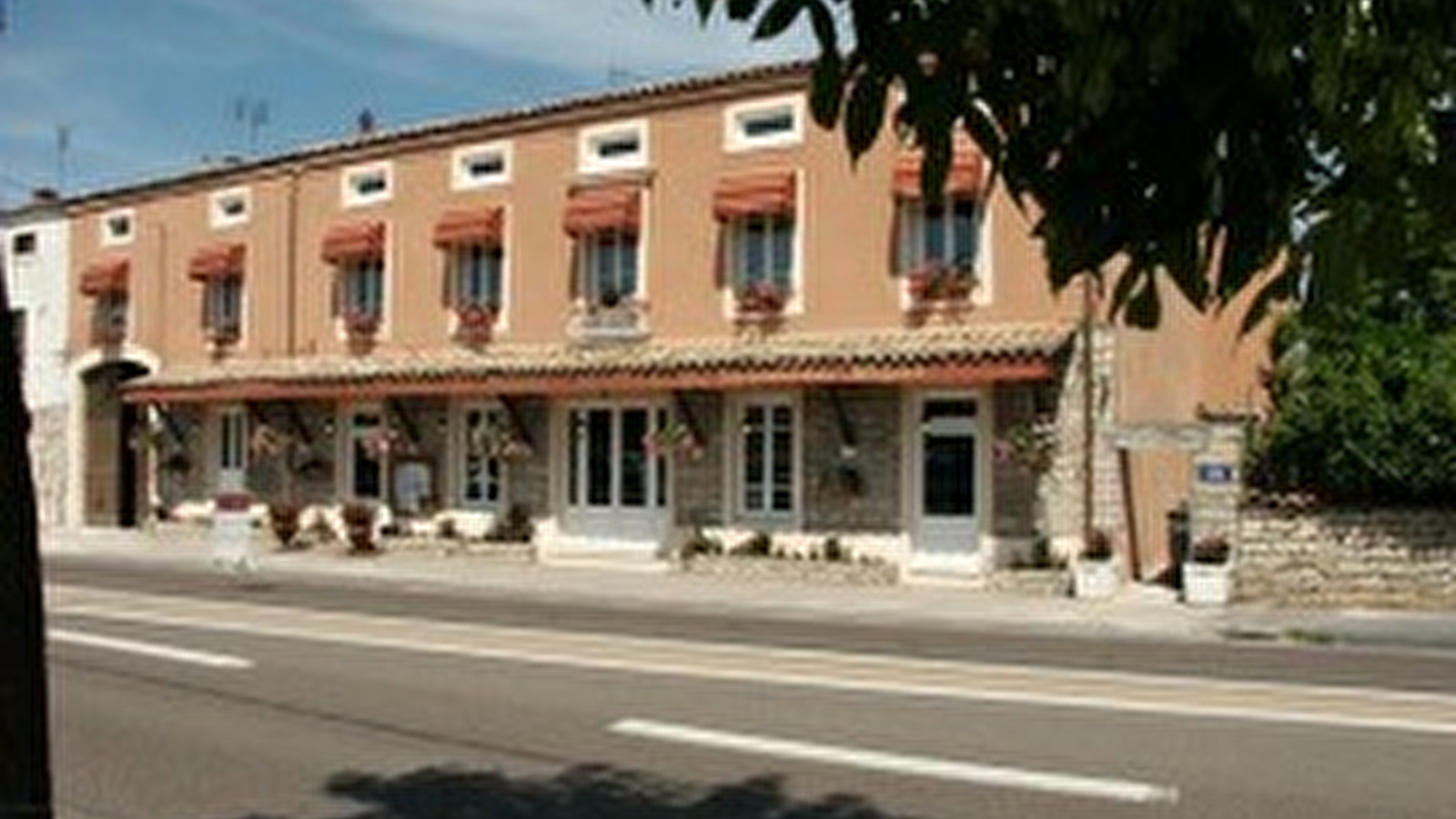 Hôtel-Restaurant Le Relais de l'Abbaye