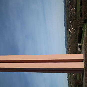 Monument de l'Emeraude - CORBIGNY