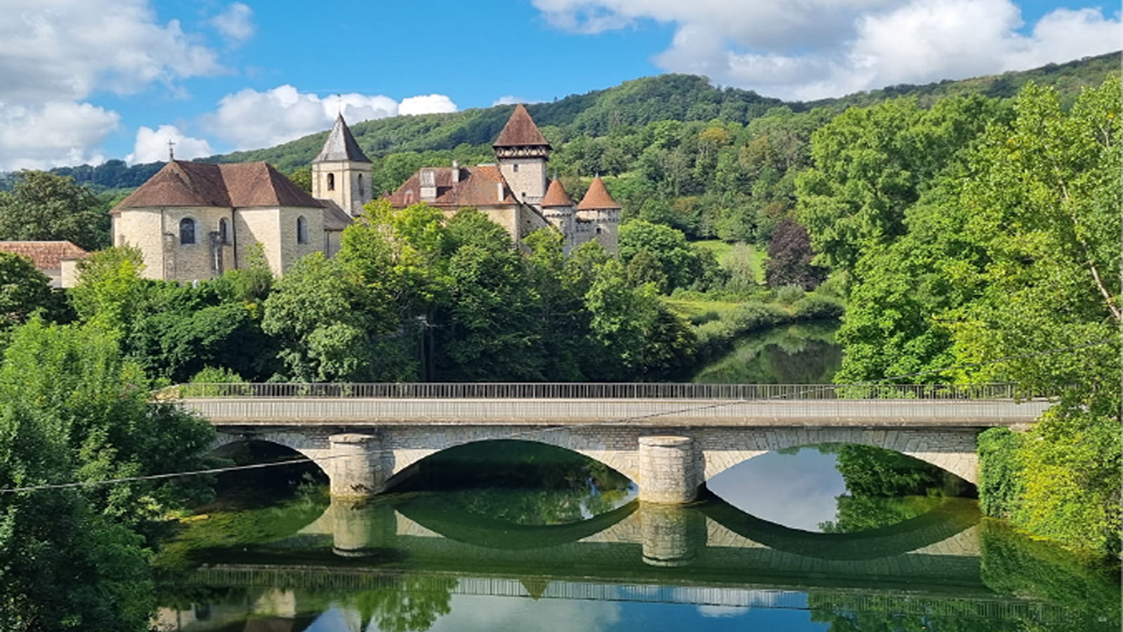 Sur les terres de Courbet en tandem électrique