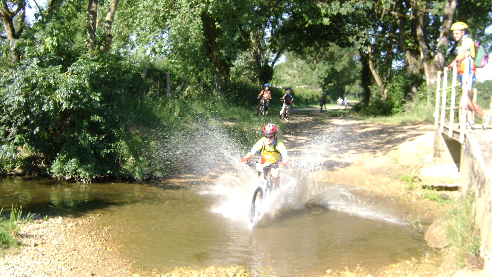 Circuit VTT-VTC n°2 (bleu) - De la base La Plaine Tonique à Étrez