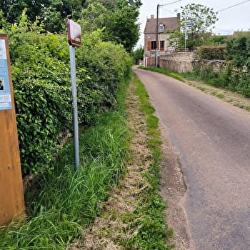 Ligne de démarcation - Plaque souvenir Esther Grunberger - CERSOT