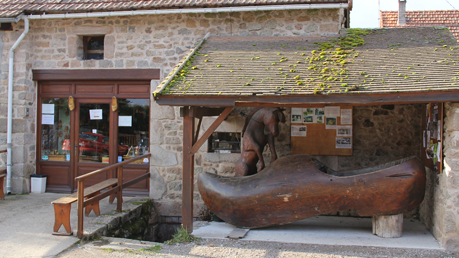 Les Etablissements Marchand, sabotiers et boisseliers