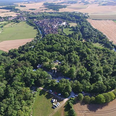 Site du Vieux Château de Noyers