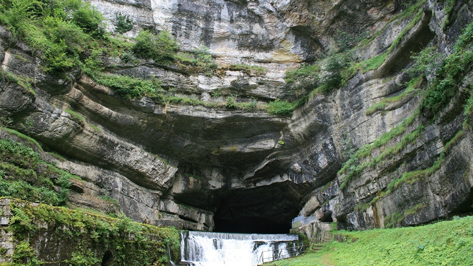 VFF46 - De Mouthier-Haute-Pierre à Pontarlier