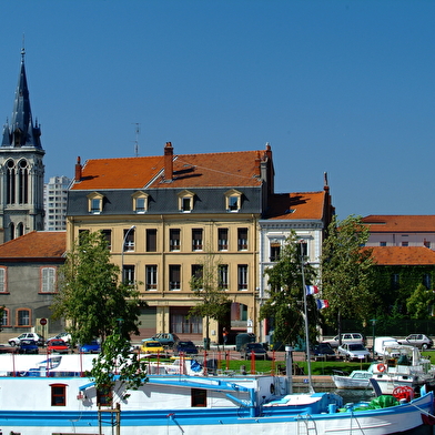 Entre Véloire et Villages de Caractère - 2J/1N - En boucle à partir de Roanne