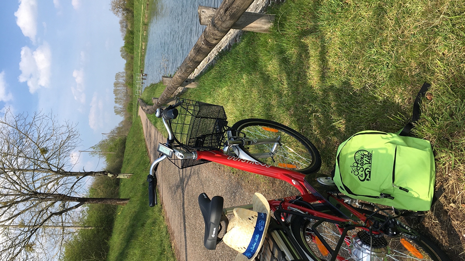 Location de vélos VAE et musculaires - Office de tourisme