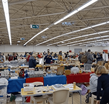 Brocante - Vide-grenier - Foire aux Puces - PARAY-LE-MONIAL