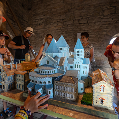 L'ApérHaut ! - Visitez Cluny 'Hautrement'