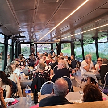 La Noctambule : Croisières Repas nocturne sur la Saône - SCEY-SUR-SAONE-ET-SAINT-ALBIN