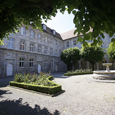 Le lycée Victor Hugo à l'épreuve de la guerre