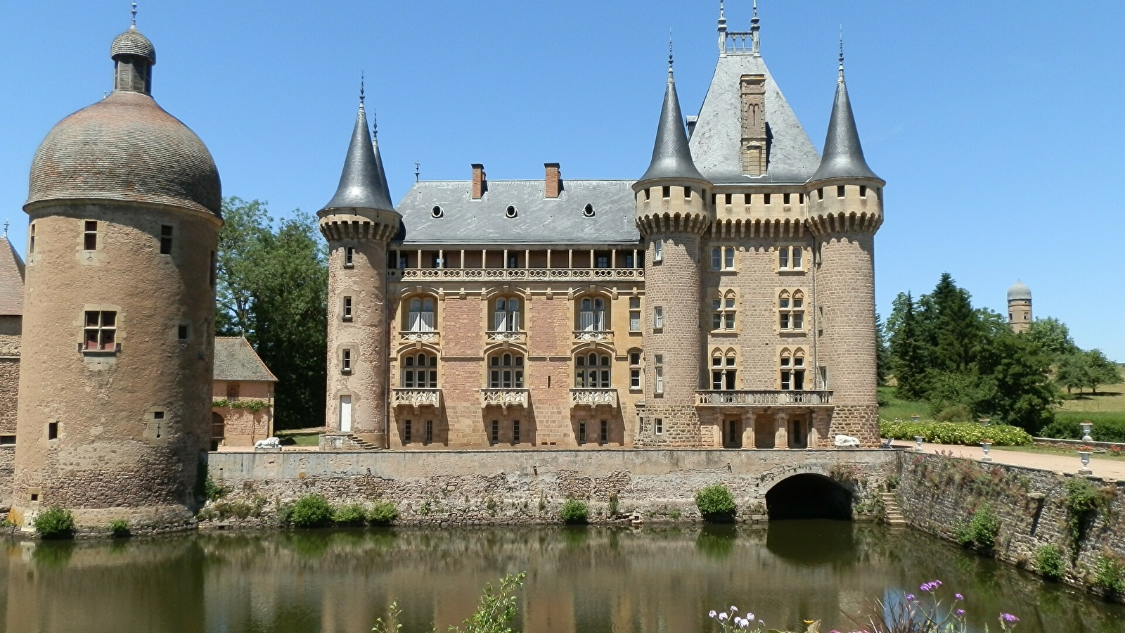 Château de La Clayette