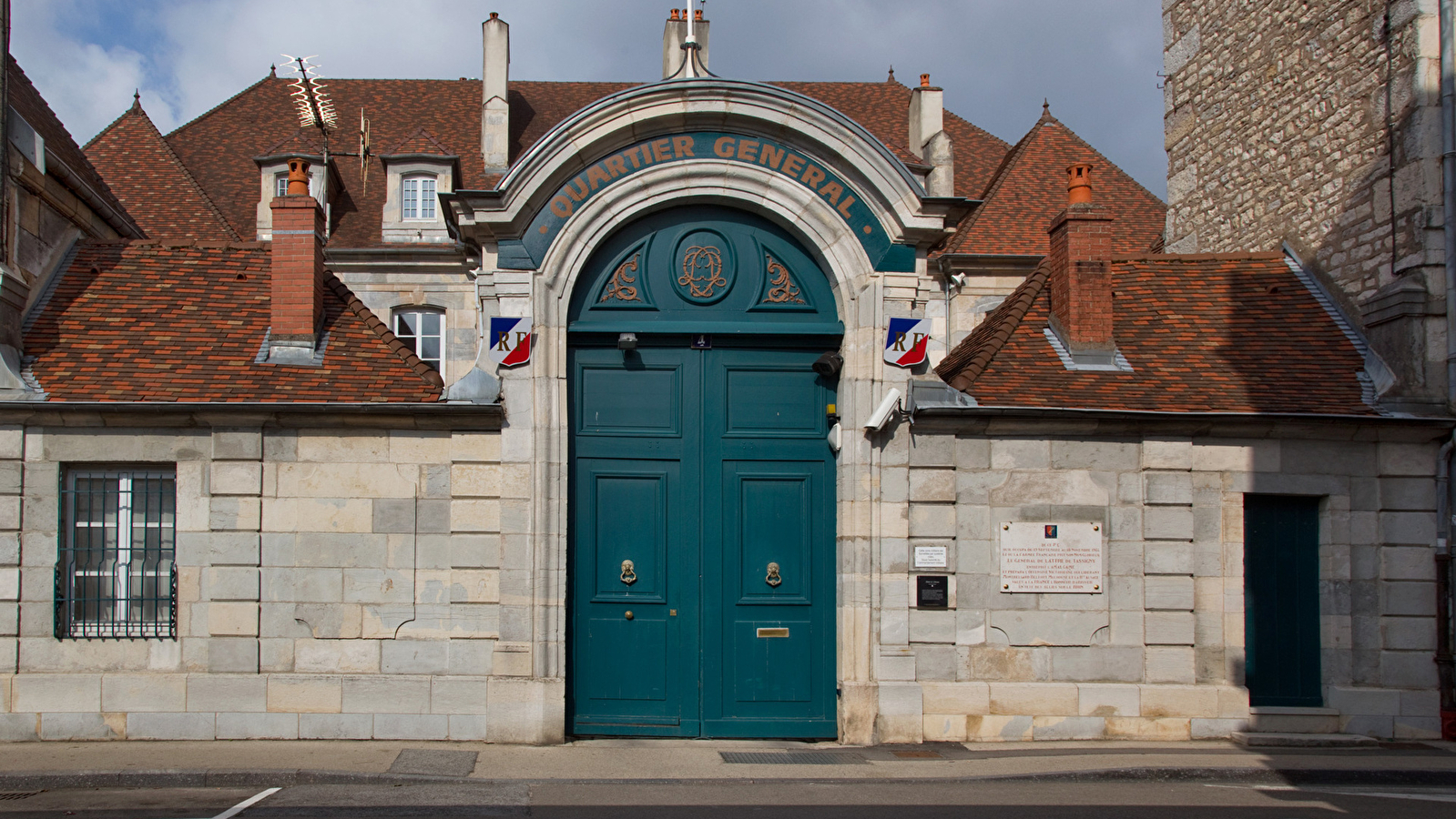 PRESTIGIEUX HÔTELS PARTICULIERS DU XVIIIE SIECLE : HOTEL DE CLEVANS      