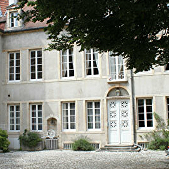 Hôtel Jehanin de Chamblanc (ou d'Arviset) - DIJON