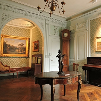 Musée d'Art Hôtel Sarret de Grozon