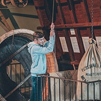 En famille au musée : De la céréale à la farine - MENETREUIL