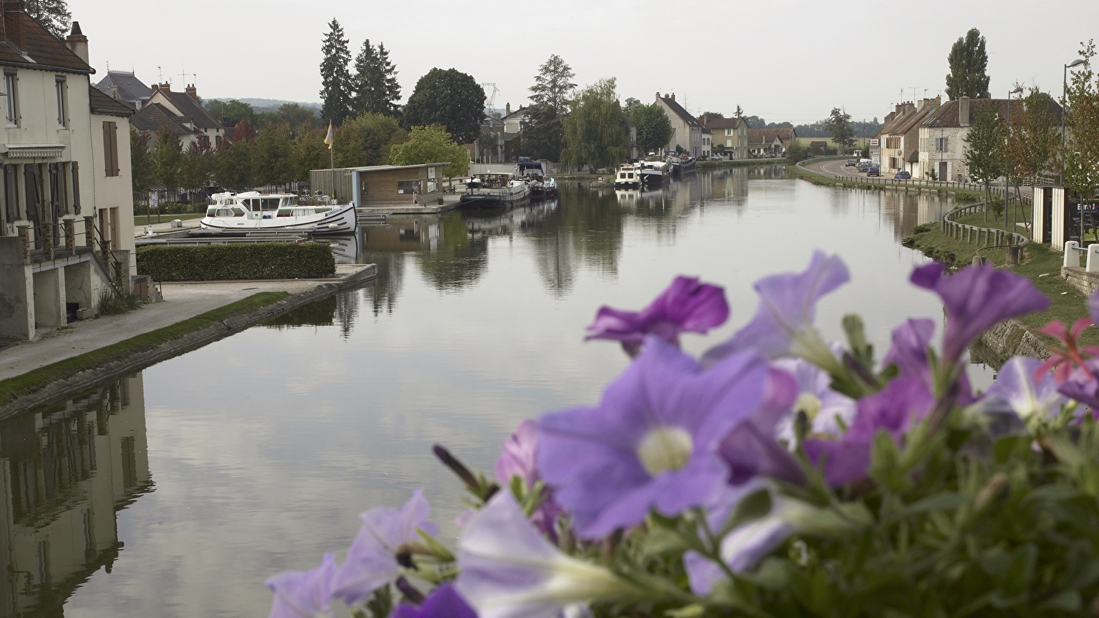 Halte Nautique de Saint-Léger-sur-Dheune