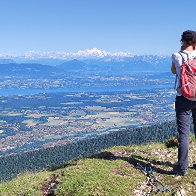 Randonnée itinérante : Mijoux - Confort par la Haute Chaîne du Jura