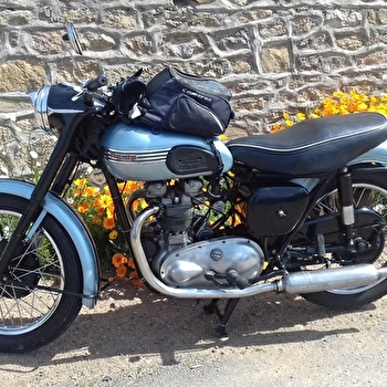 La France à motos anciennes - PARAY-LE-MONIAL