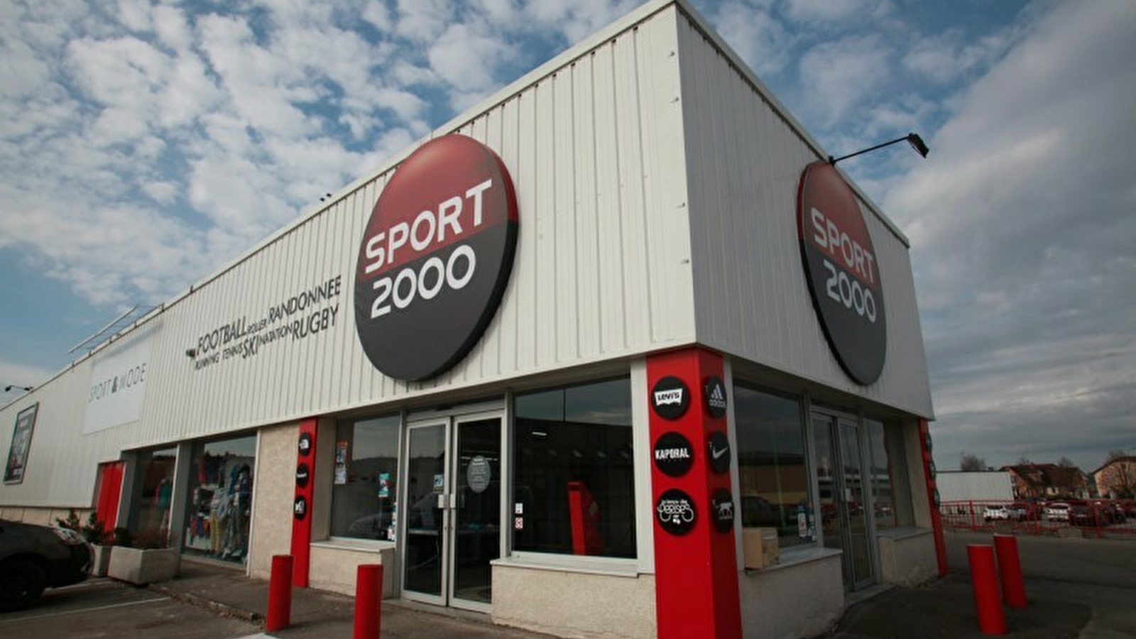 Articles de sport / Prêt à porter - Sport 2000