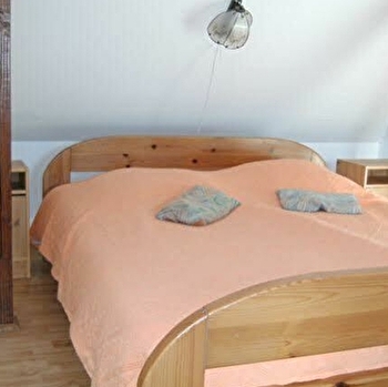 T2 - Appartement - EURL DE CHEVAGNY, RENGGLI Monika - BOURBON LANCY