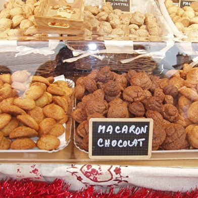 Les Macarons de Sainte Croix