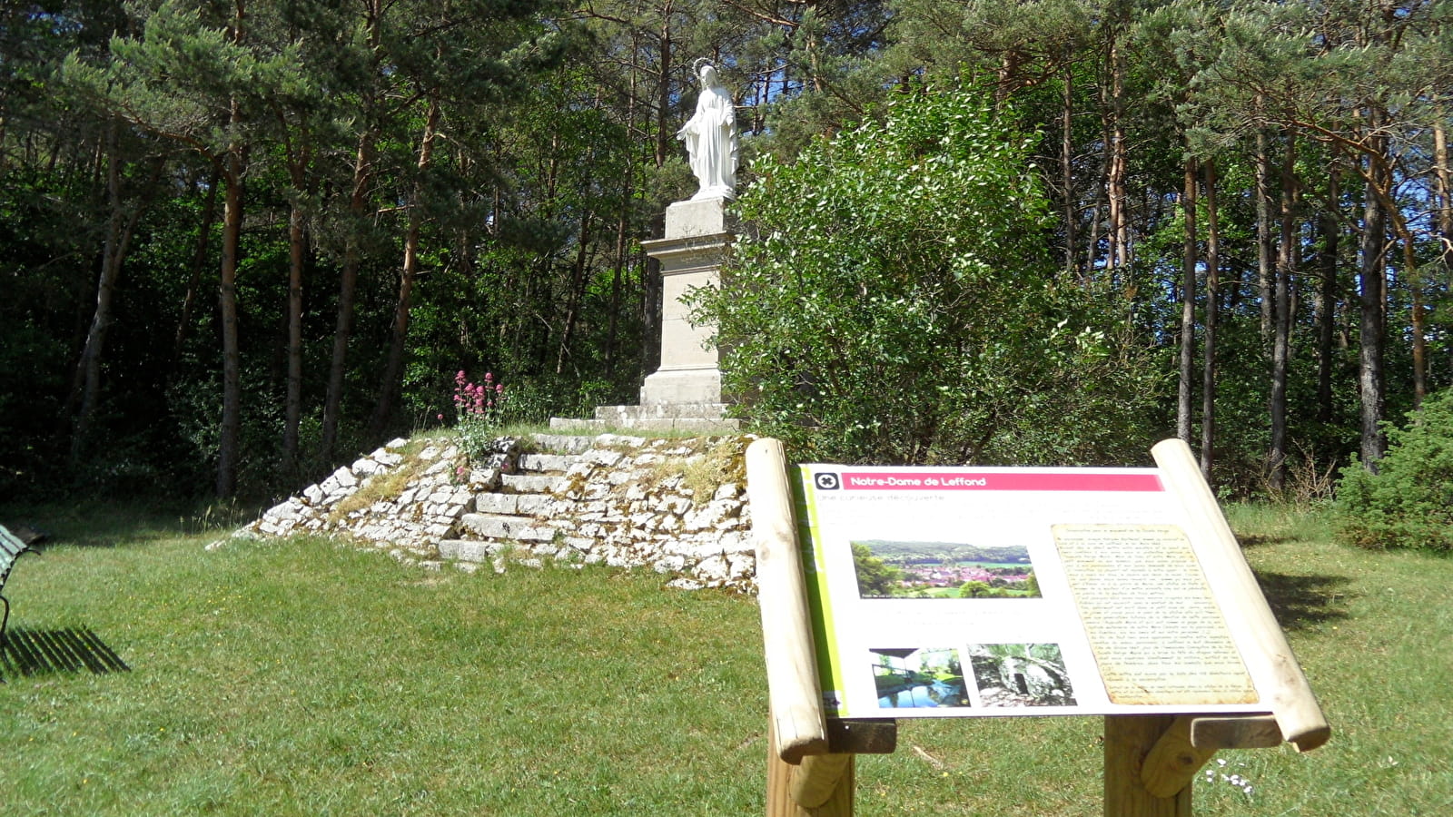 Sentier Les Deux Vierges