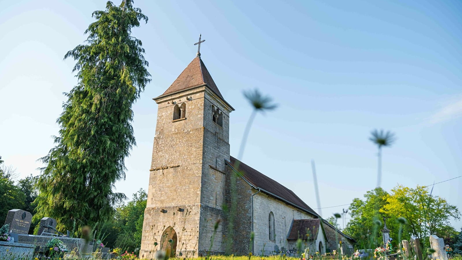 Eglise de Leugney