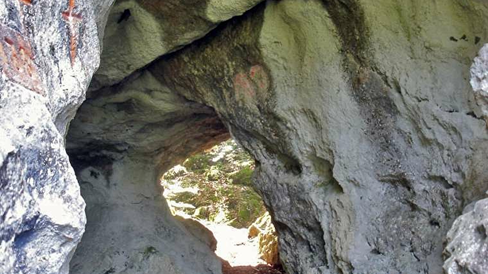 Roche Cave