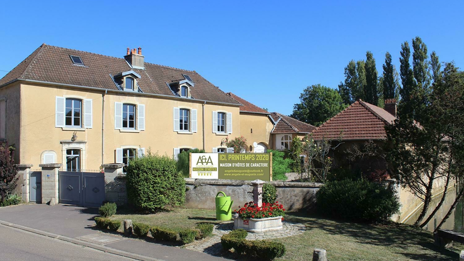 Angèle & Auguste, Maison d'hôtes