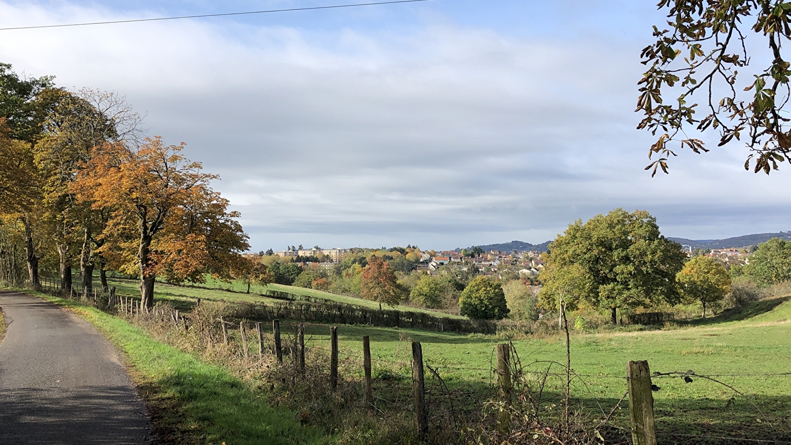 Une ville à la campagne