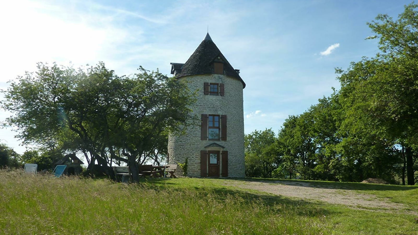 Le Moulin à Vent