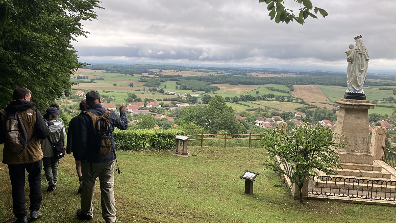Le sentier du Mont Gédry
