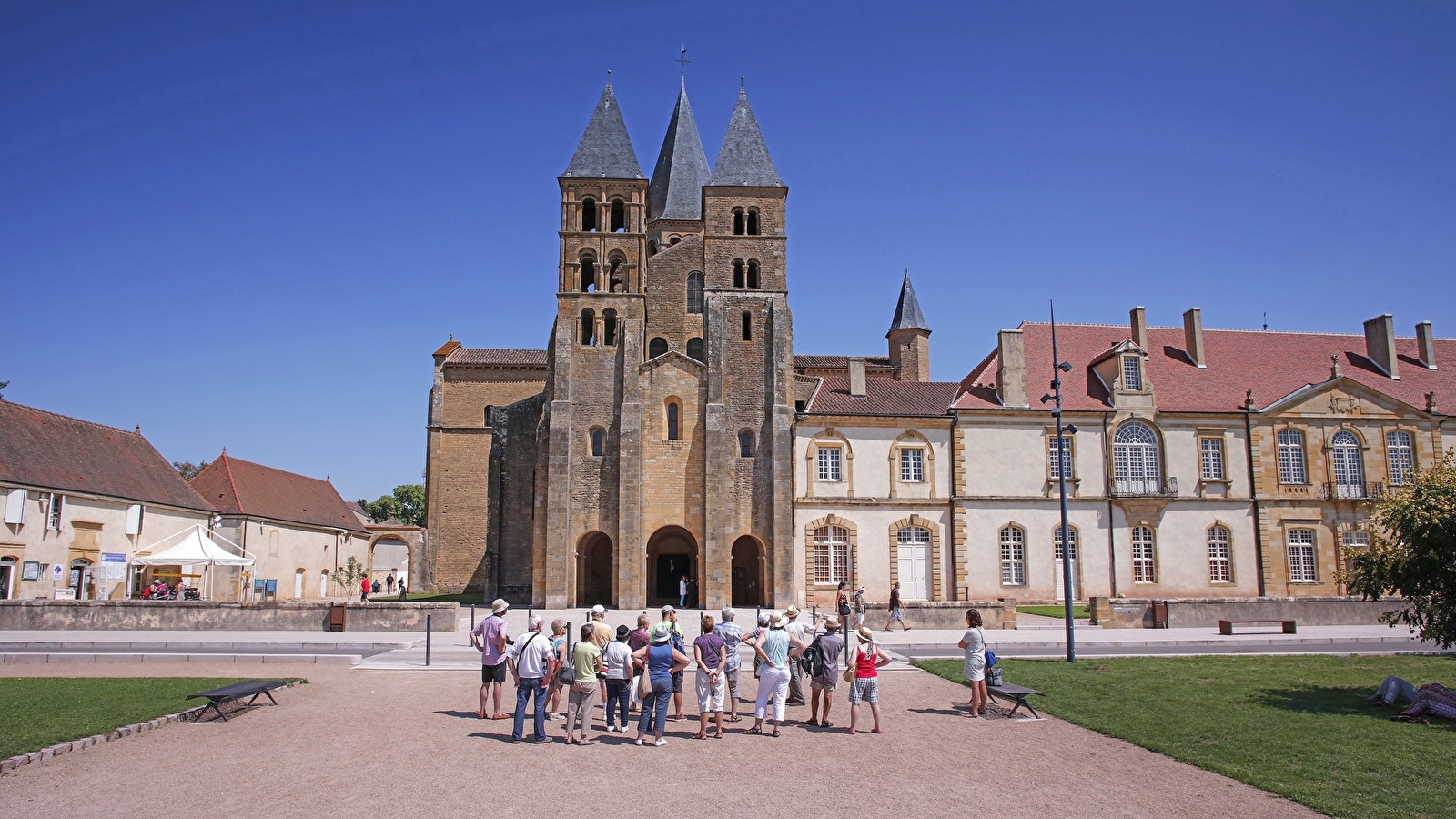 Visite guidée de la Basilique, du cloître et du centre historique