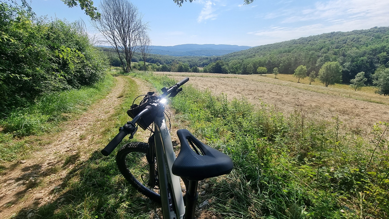 Circuit VTT n°22 (bleu) - Forêt de Bohas et du Vieudrin