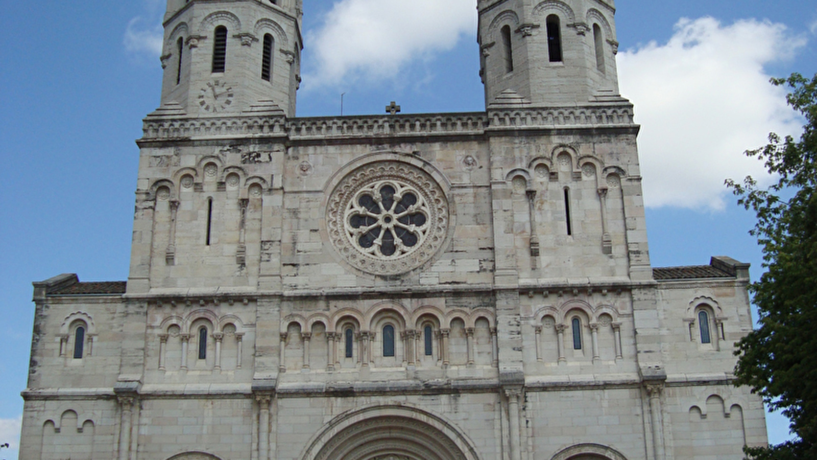 Eglise Saint Pierre