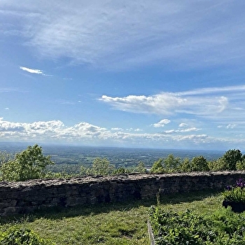 Chantier de printemps au Château de Chevreaux - CHEVREAUX