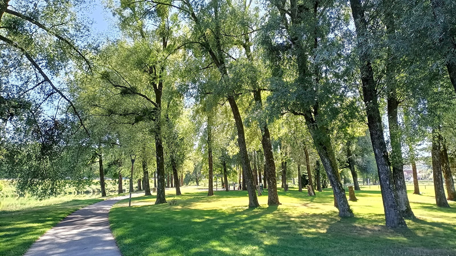 Parc de la promenade du Doubs