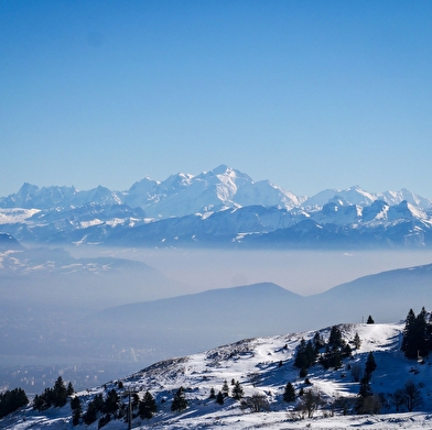 Sentier raquettes : des Bergers au Crêt de la Neige
