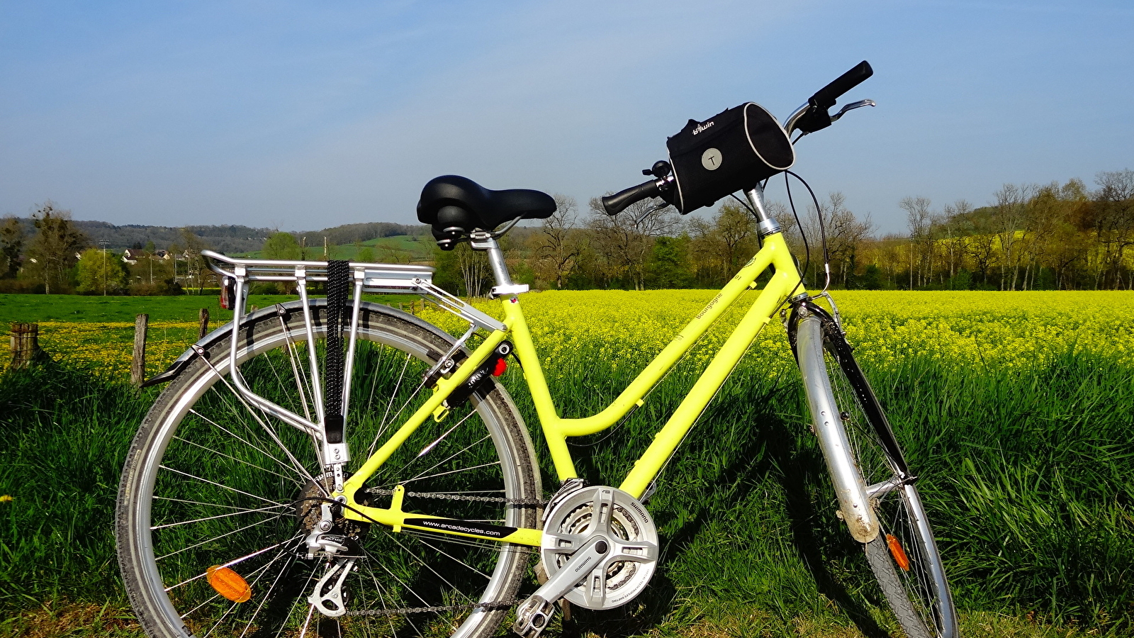 Office de tourisme du Montbardois -  Location de vélos