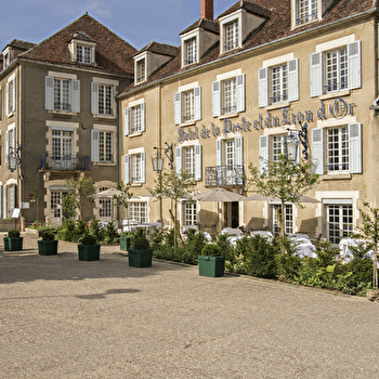 Hôtel-Restaurant de la Poste et du Lion d'Or - VEZELAY