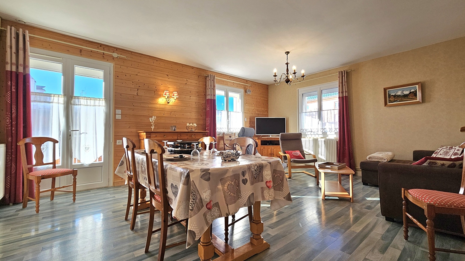 Appartement dans maison - R613DEL00