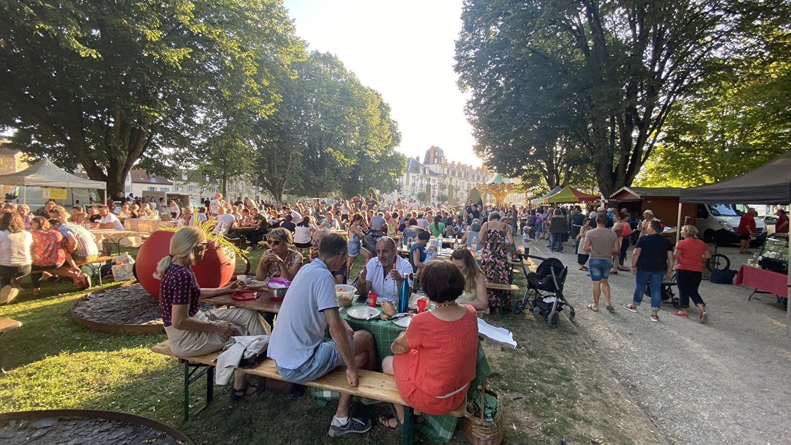Marché de producteurs & barbecues paysans