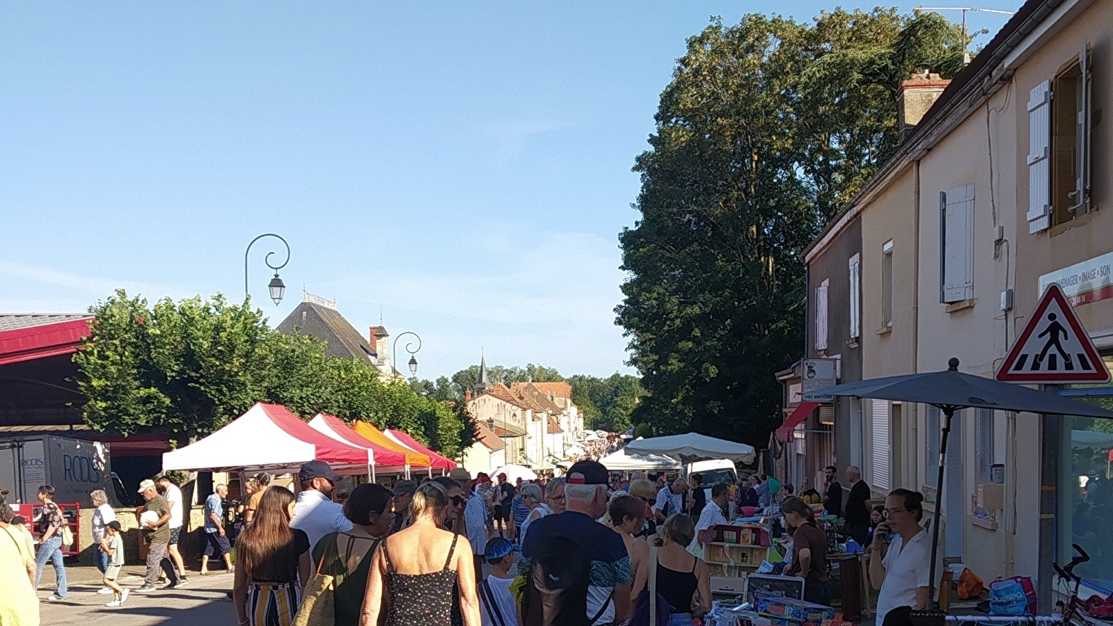 Brocante de la fête du pot-au-feu